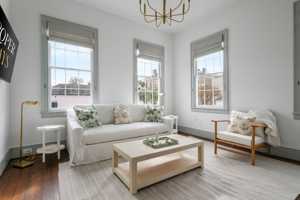 featured image of 123 King St