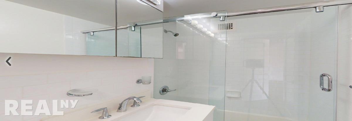 E 16th St #02KL - Photo 4 of 6