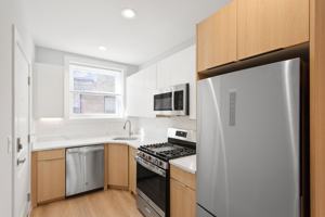featured image of 7381 N Damen Ave