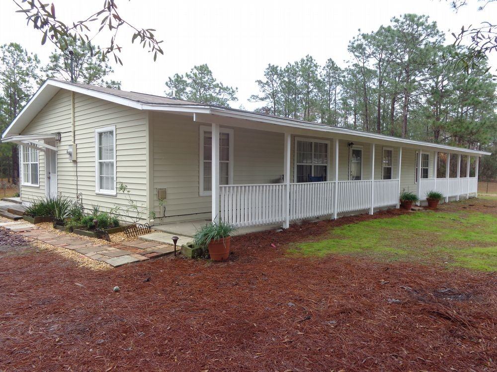 106 Sunnyside Dr - Photo 2 of 16