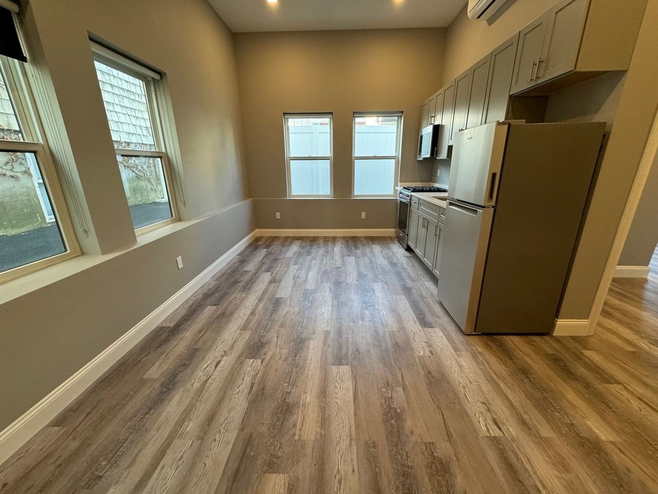 Welcome to 1499 in Revere, MA Steps from the Blue Line! - Photo 5 of 50