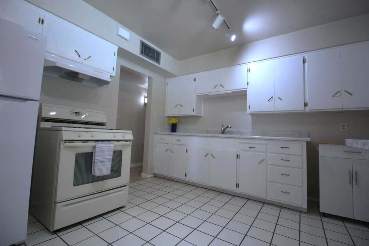 1427 W 7th St #NA - Photo 3 of 22