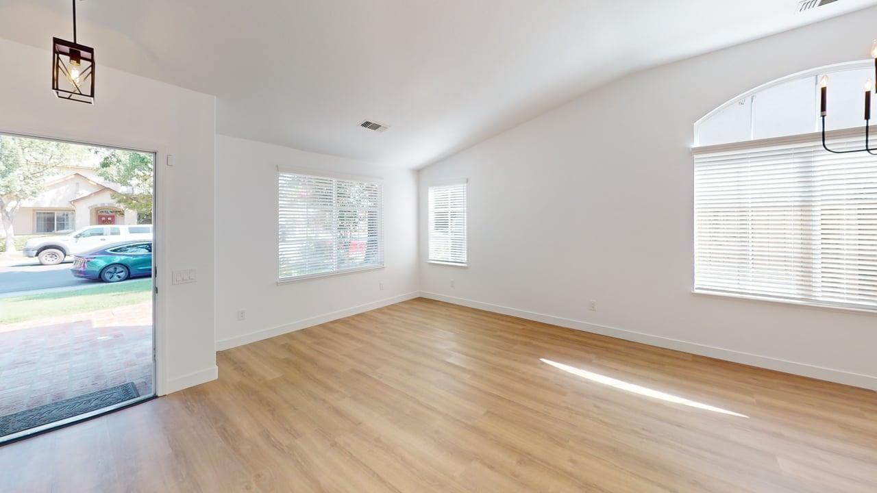 1912 Veranda Ct - Photo 3 of 11