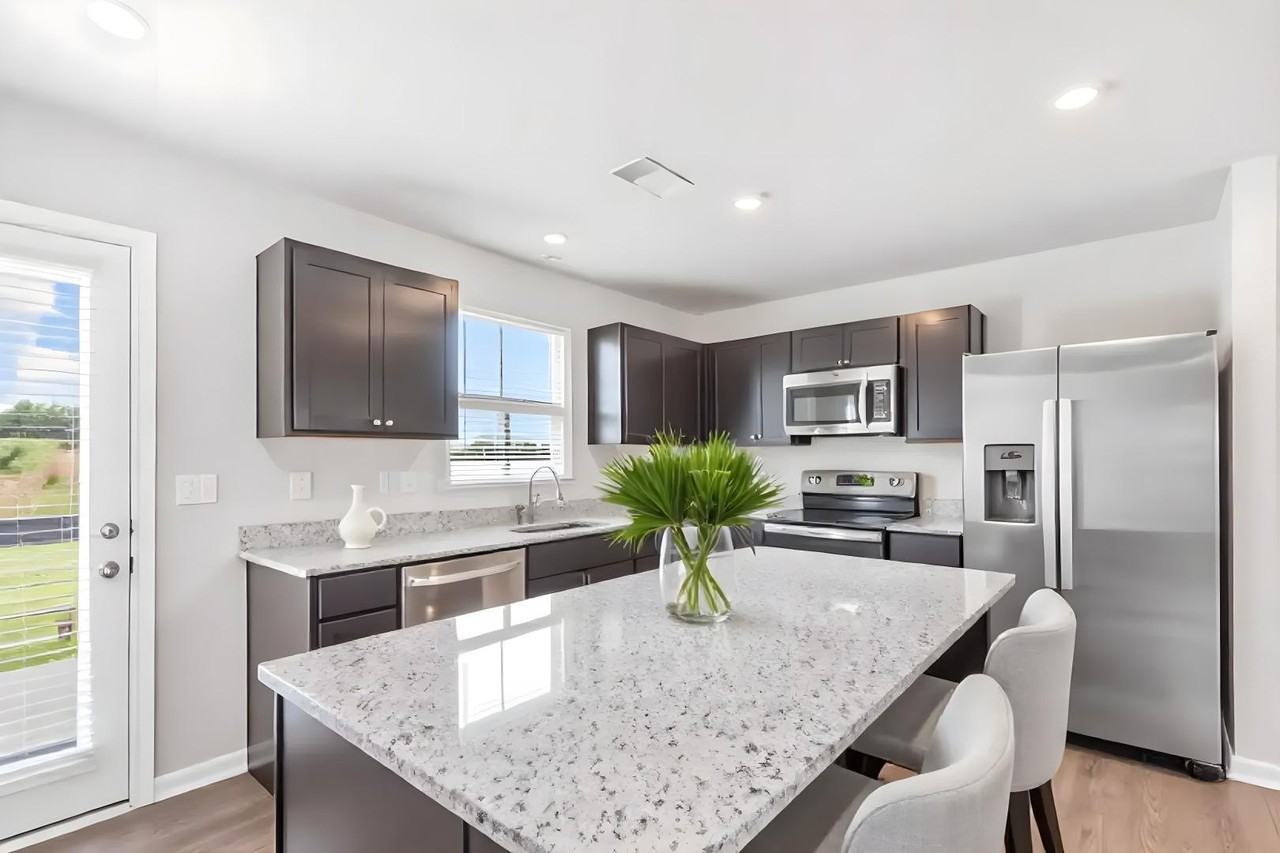 228 Nepeta Dr - Photo 2 of 20