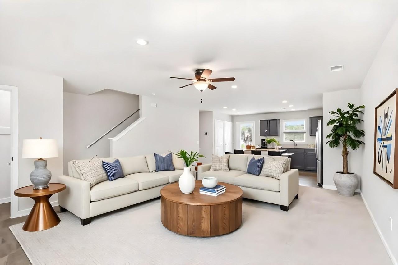 228 Nepeta Dr - Photo 4 of 20