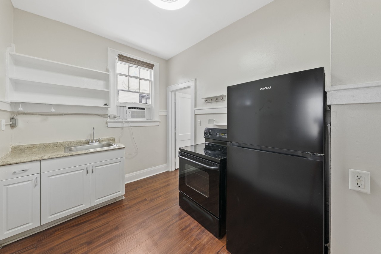 4713 N Florida Ave #C - Photo 3 of 5