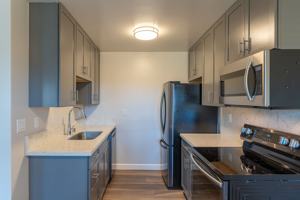 featured image of 196 E Alvin Dr