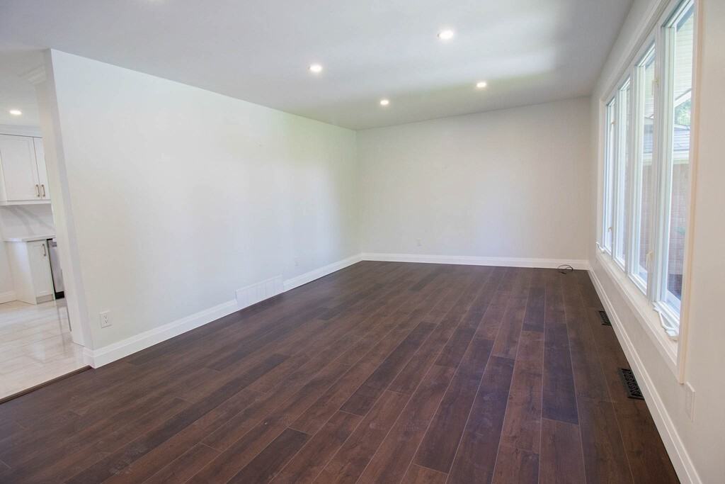 13 Richelieu Drive - Photo 2 of 38