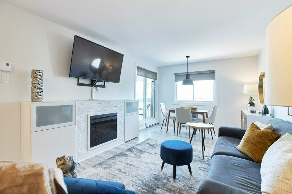 214 Viewmount Drive - Photo 3 of 15