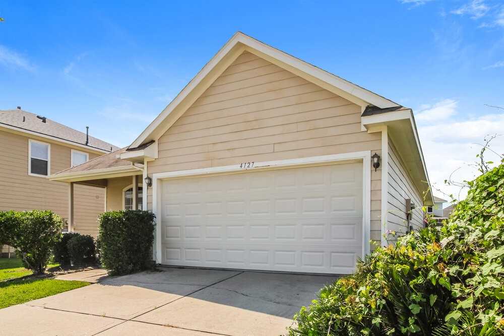 4127 Barossa Valley Ln - Photo 3 of 16