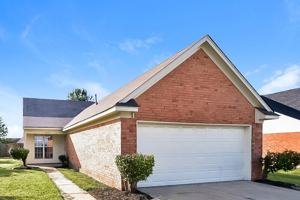 featured image of 5620 Kaitlyn Dr W