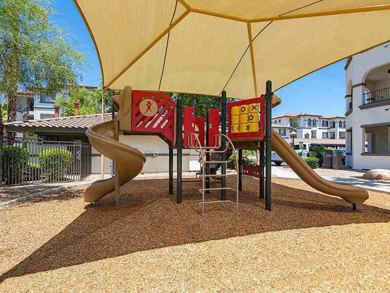 15400 W Goodyear Blvd N - Photo 2 of 23