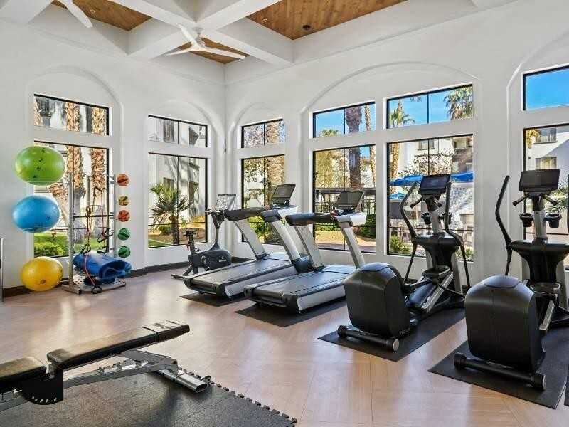 15400 W Goodyear Blvd N - Photo 5 of 23