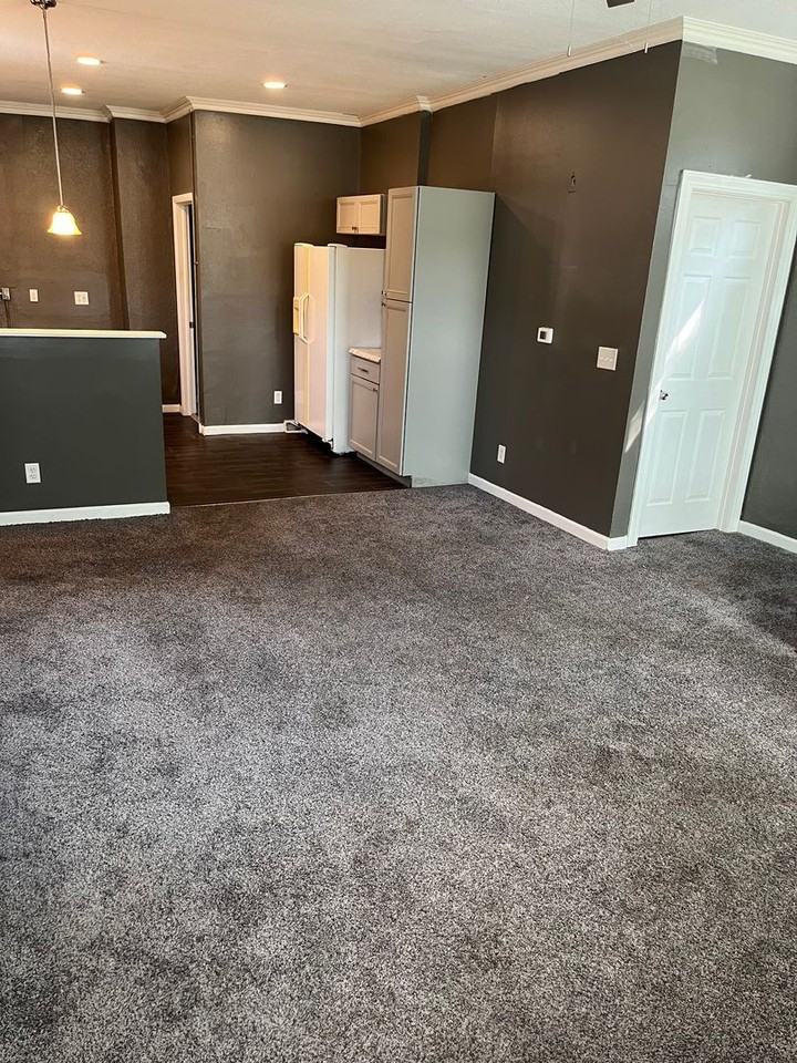 1802 3rd St - Photo 3 of 9