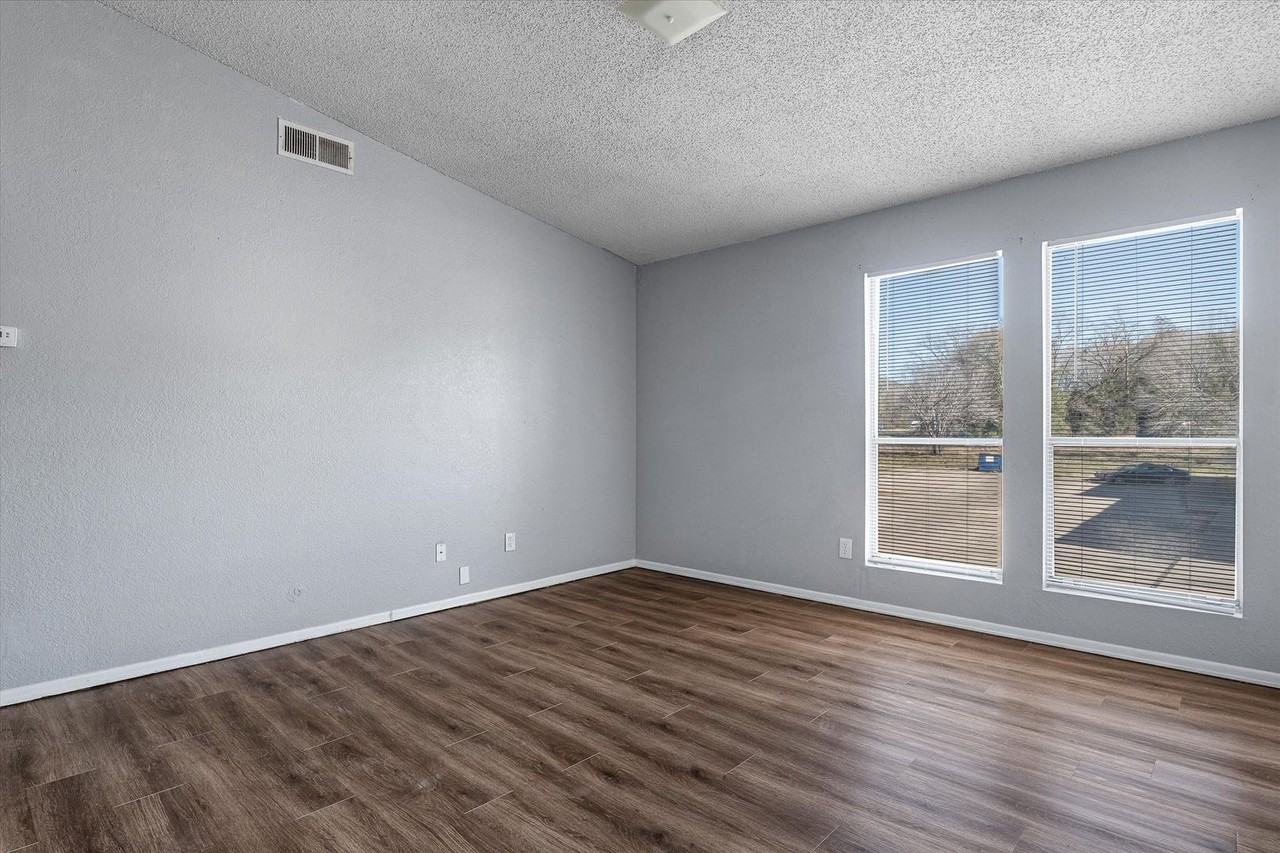 Hidden Cove - Photo 5 of 21