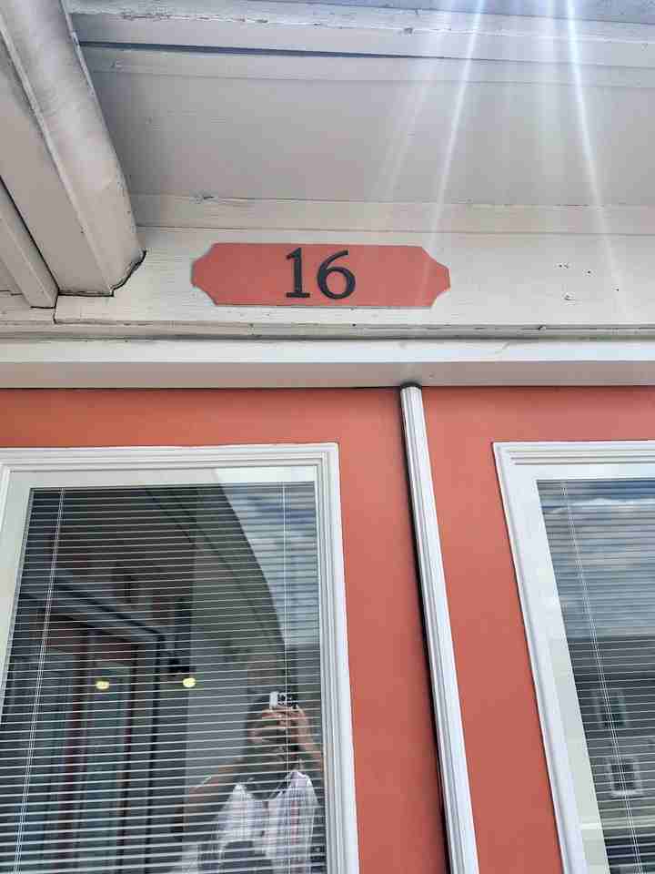 Studio 28 Apartments - Photo 7 of 9