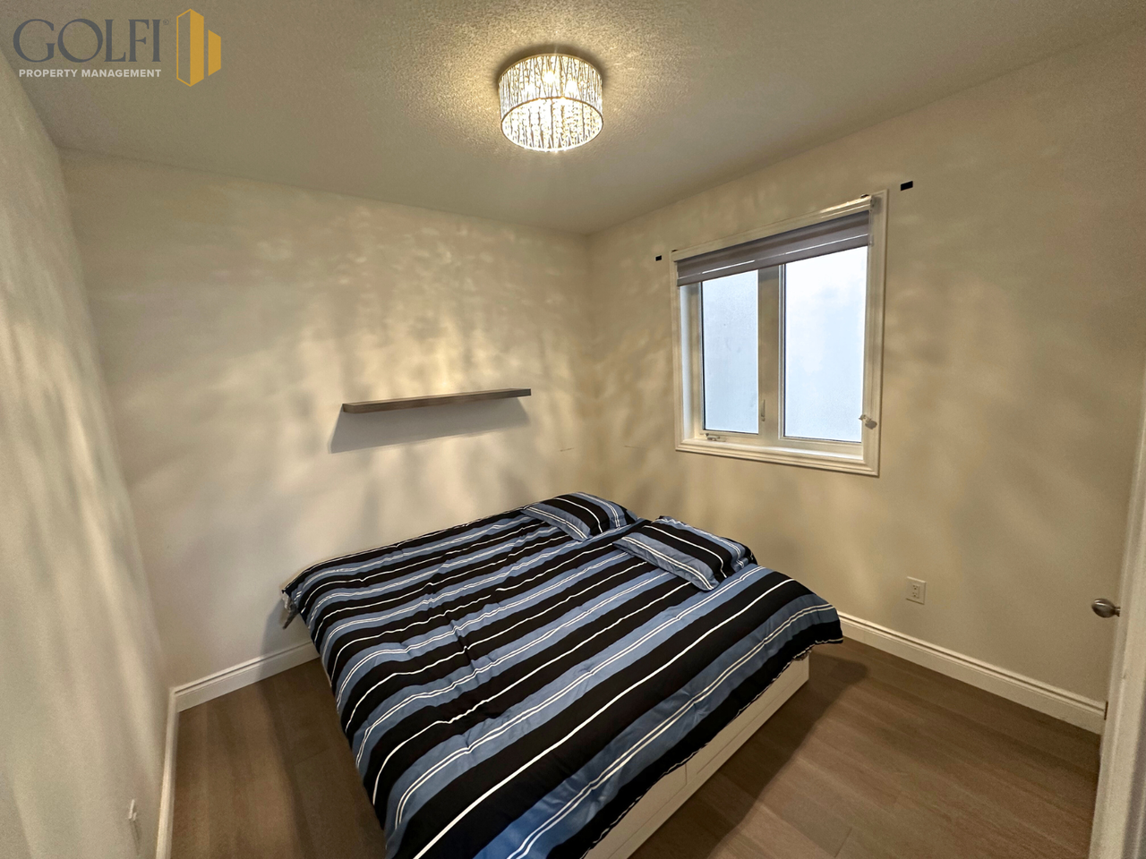 18 Angela Crescent #1 - Photo 3 of 20