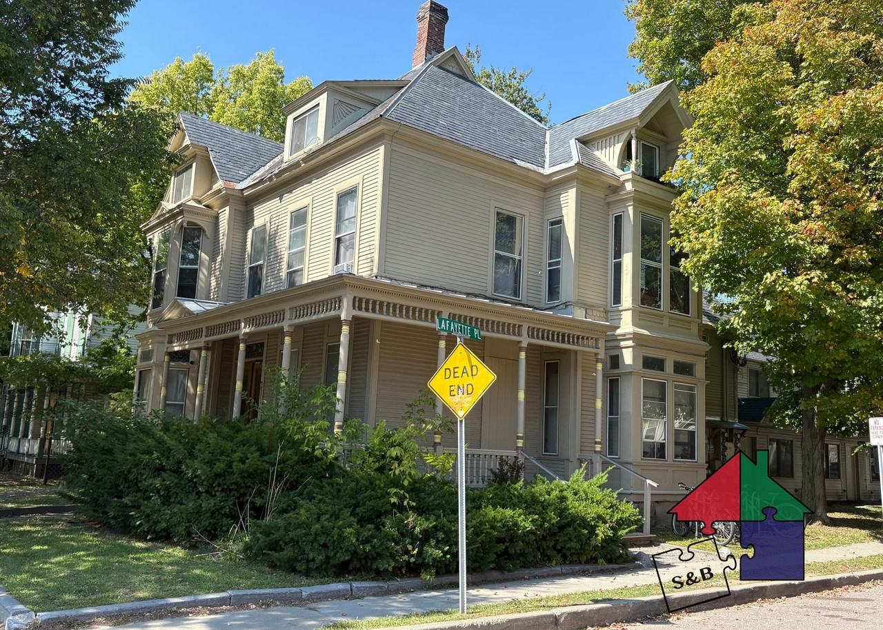 210 Pearl - Photo 2 of 6