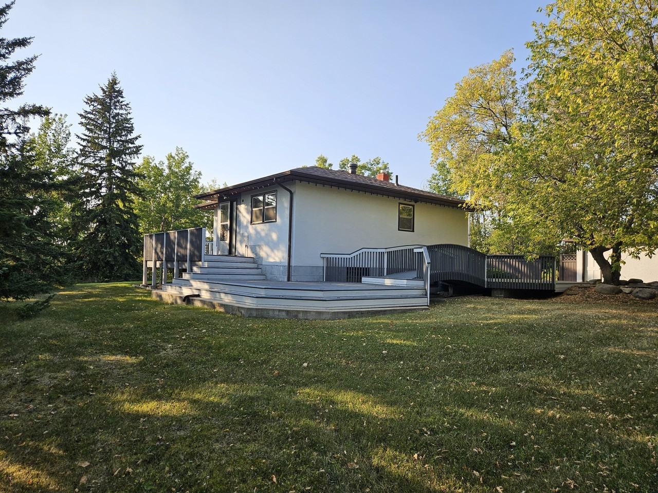 52307 Range Road 213 #25 - Photo 2 of 12