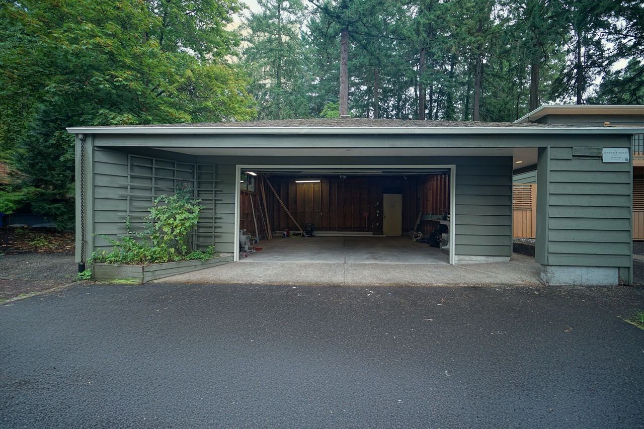 Hamilton House - Photo 3 of 49