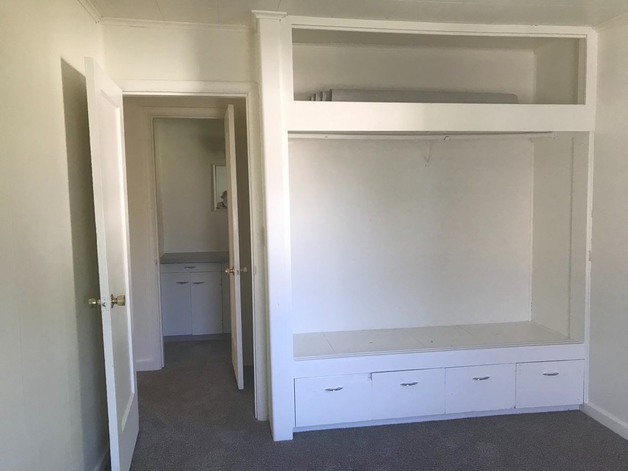 1121 California Ave - Photo 7 of 7