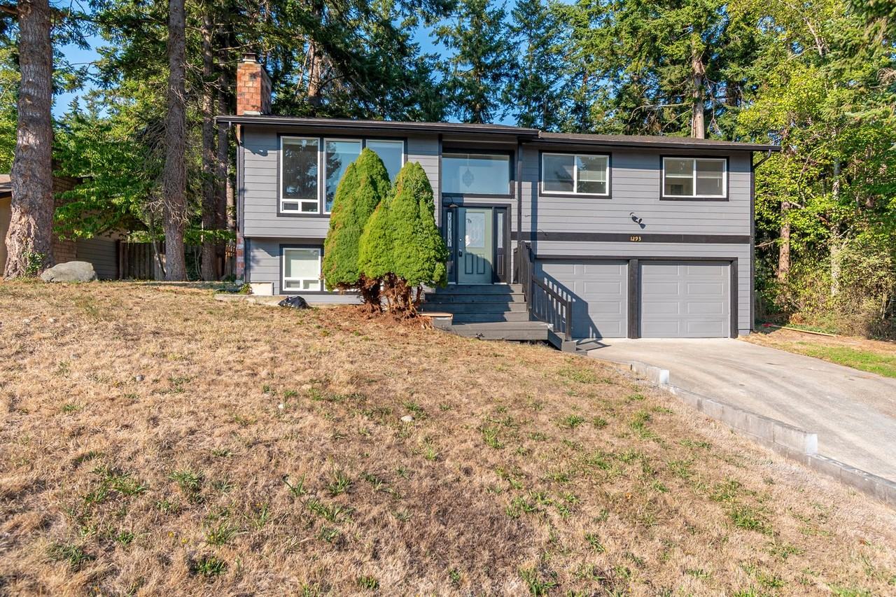 1293 Crescent Dr - Photo 2 of 33