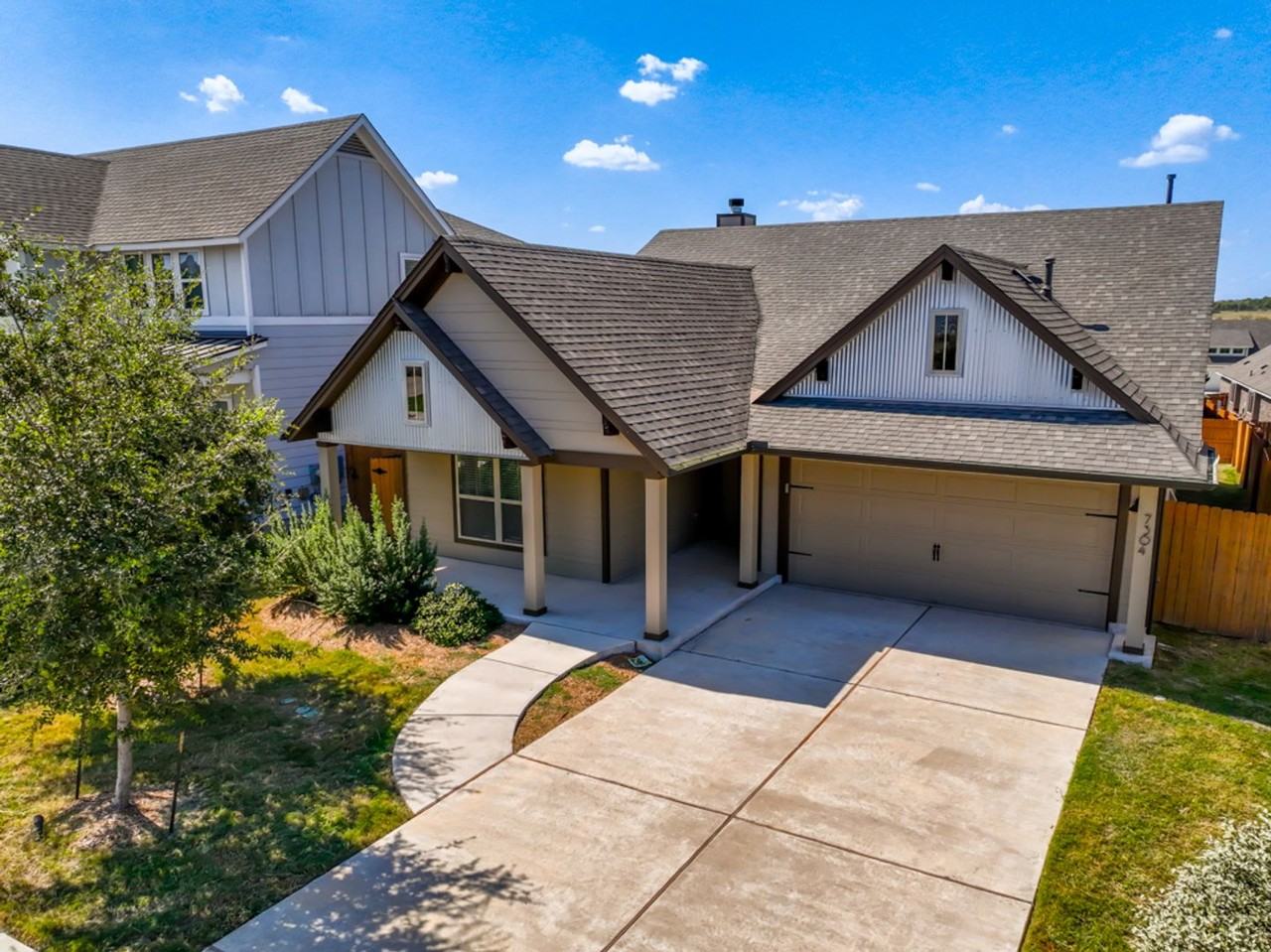 7304 Van Ness St - Photo 2 of 37