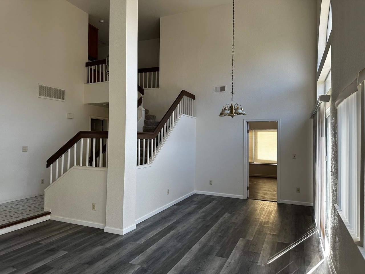 1940 Cactus St - Photo 6 of 25