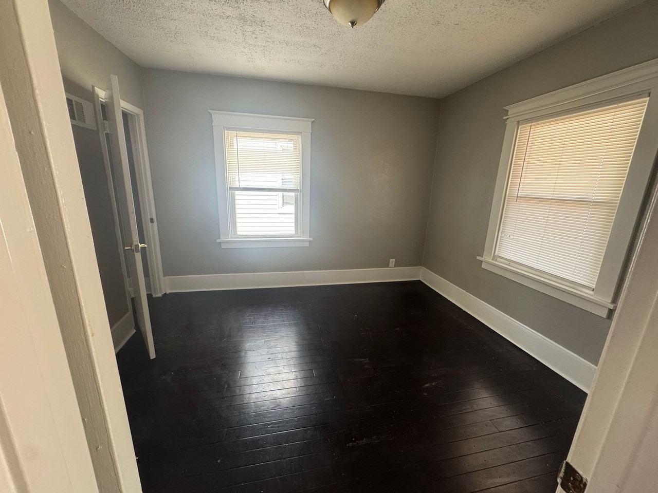 4926 Tiemann Ave - Photo 2 of 10