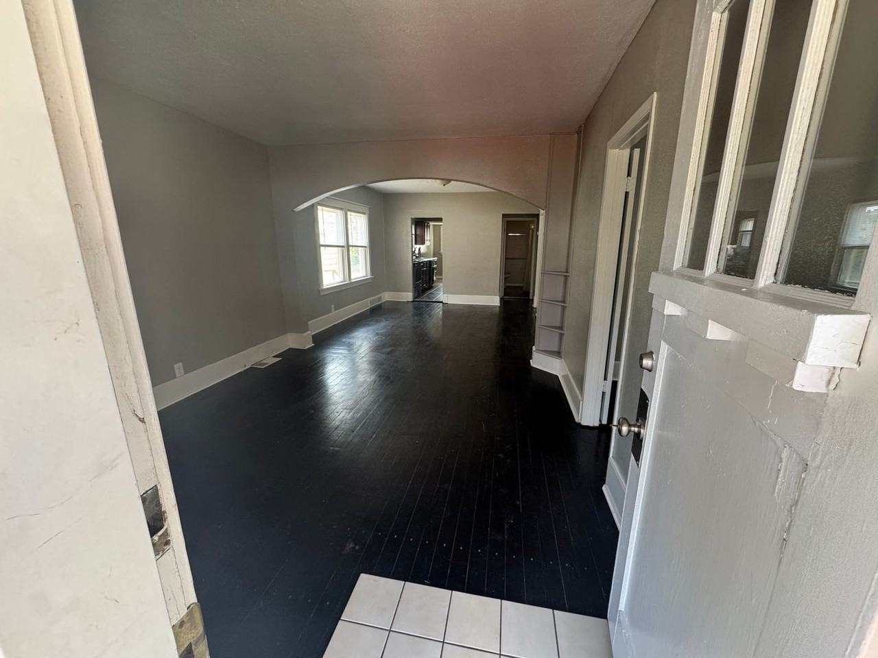 4926 Tiemann Ave - Photo 5 of 10