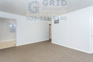 7015 N Syracuse St - Photo 1 of 1