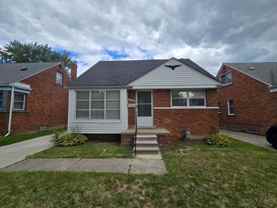300 Sunningdale Dr - Photo 1 of 1