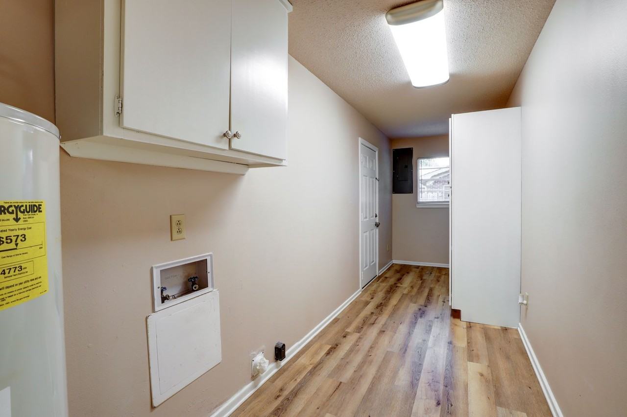 4005 Pecos St - Photo 5 of 12