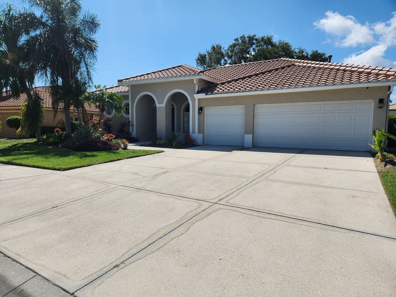 5274 Far Oak Cir - Photo 2 of 30