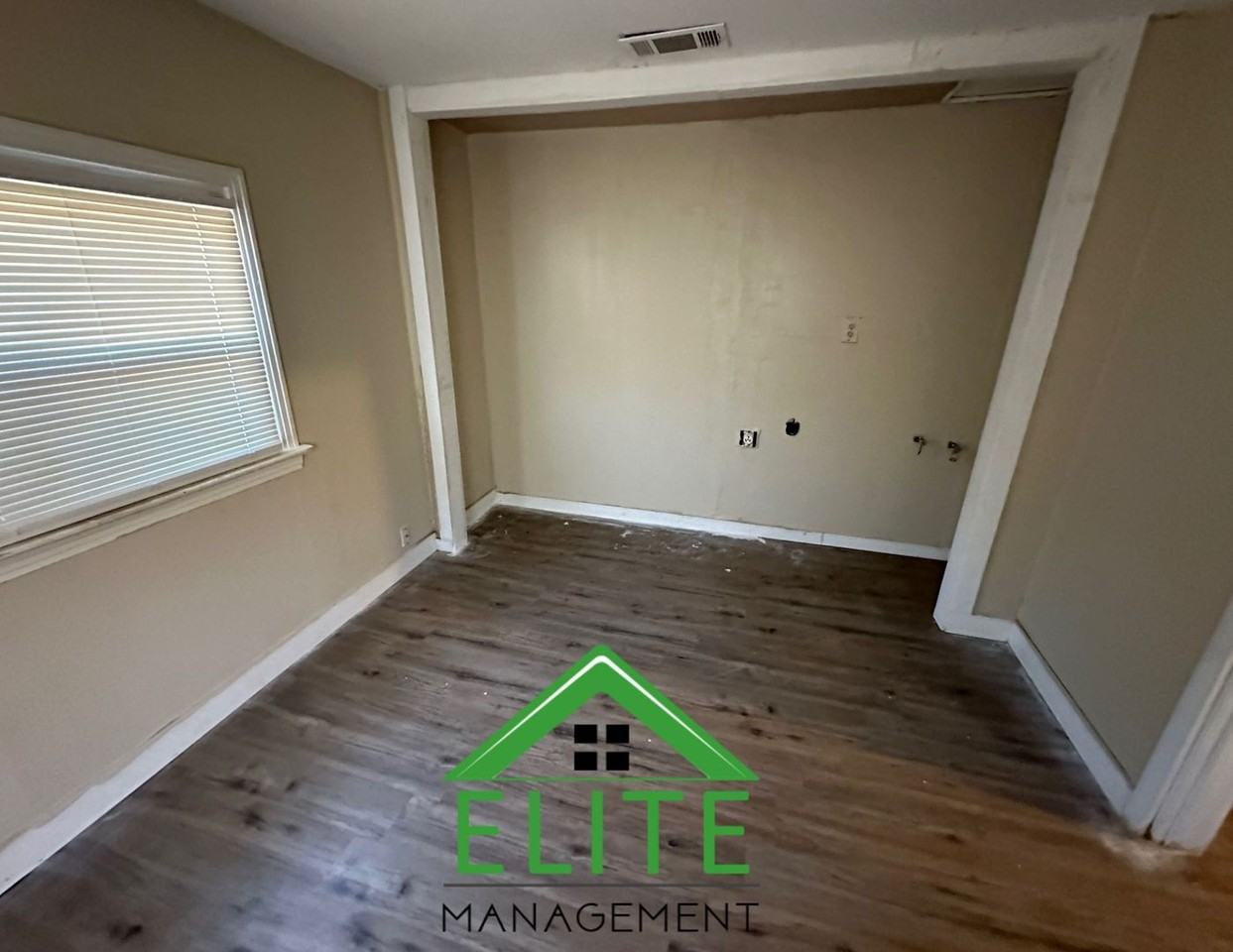 3801 40th Ave - Photo 6 of 7