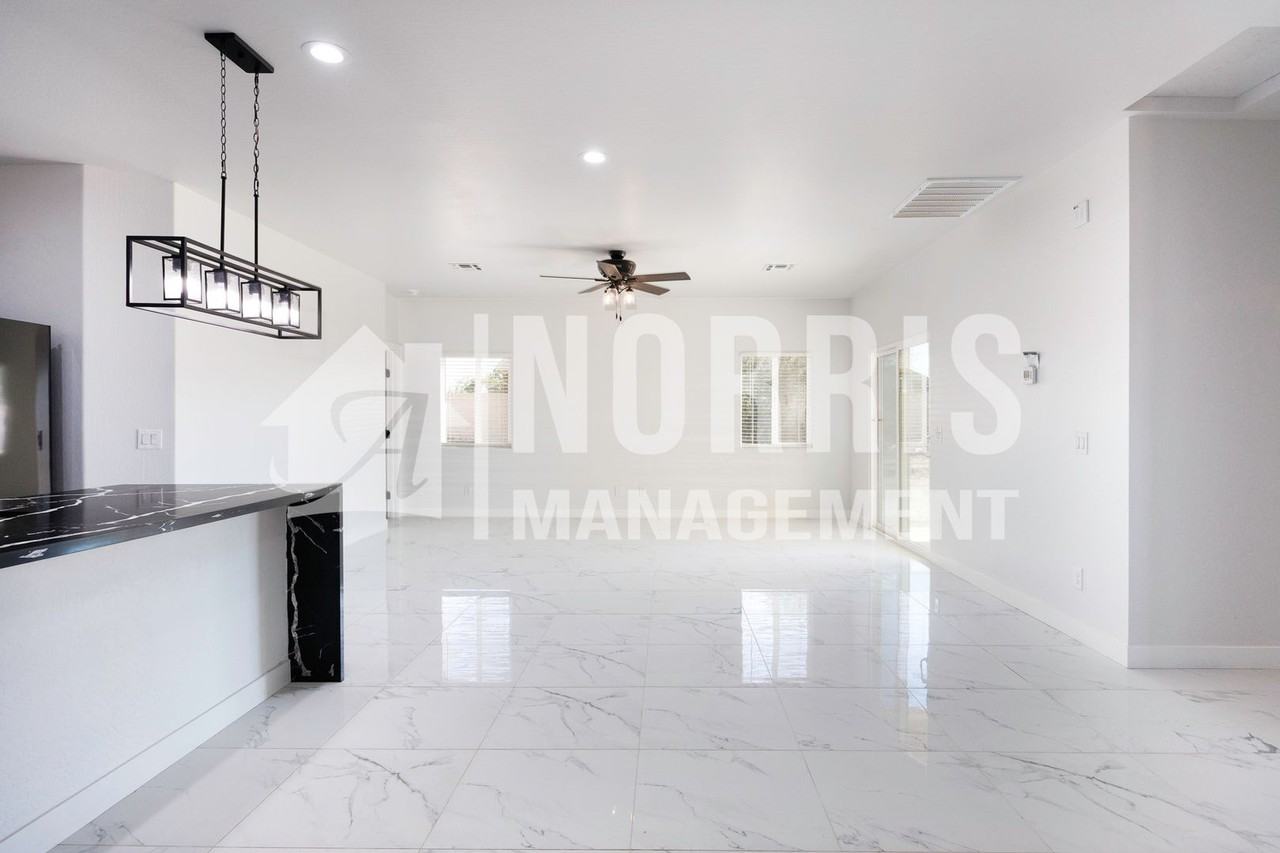 12577 West Xavier Drive - Photo 7 of 37