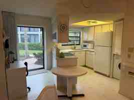 featured image of 900 Huron Ct #A1