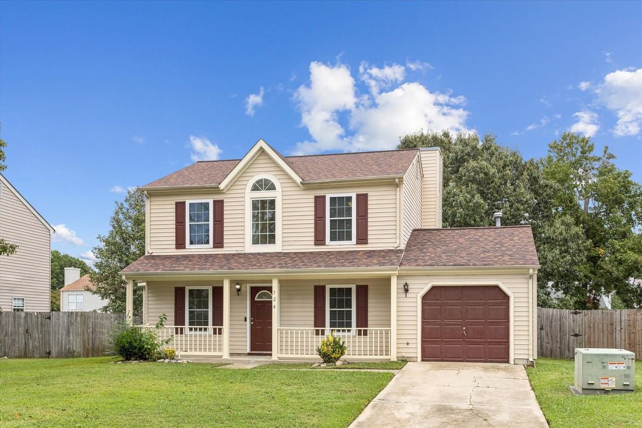 724 Galleon Dr - Photo 4 of 27