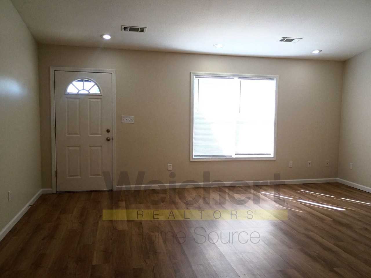 1107 N 35th St - Photo 3 of 16