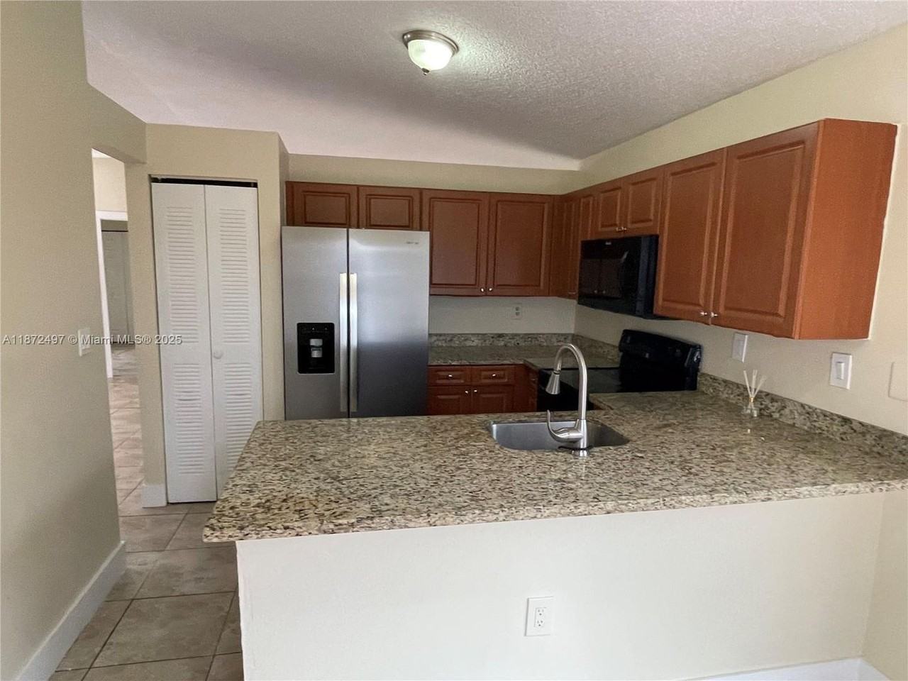 8350 Nw 193rd Ln - Photo 2 of 14