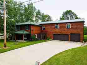 10726 Columbus Ave - Photo 1 of 1