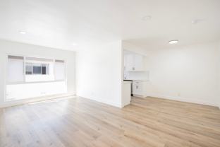 1042 N Orange Grove Ave - Photo 1 of 1