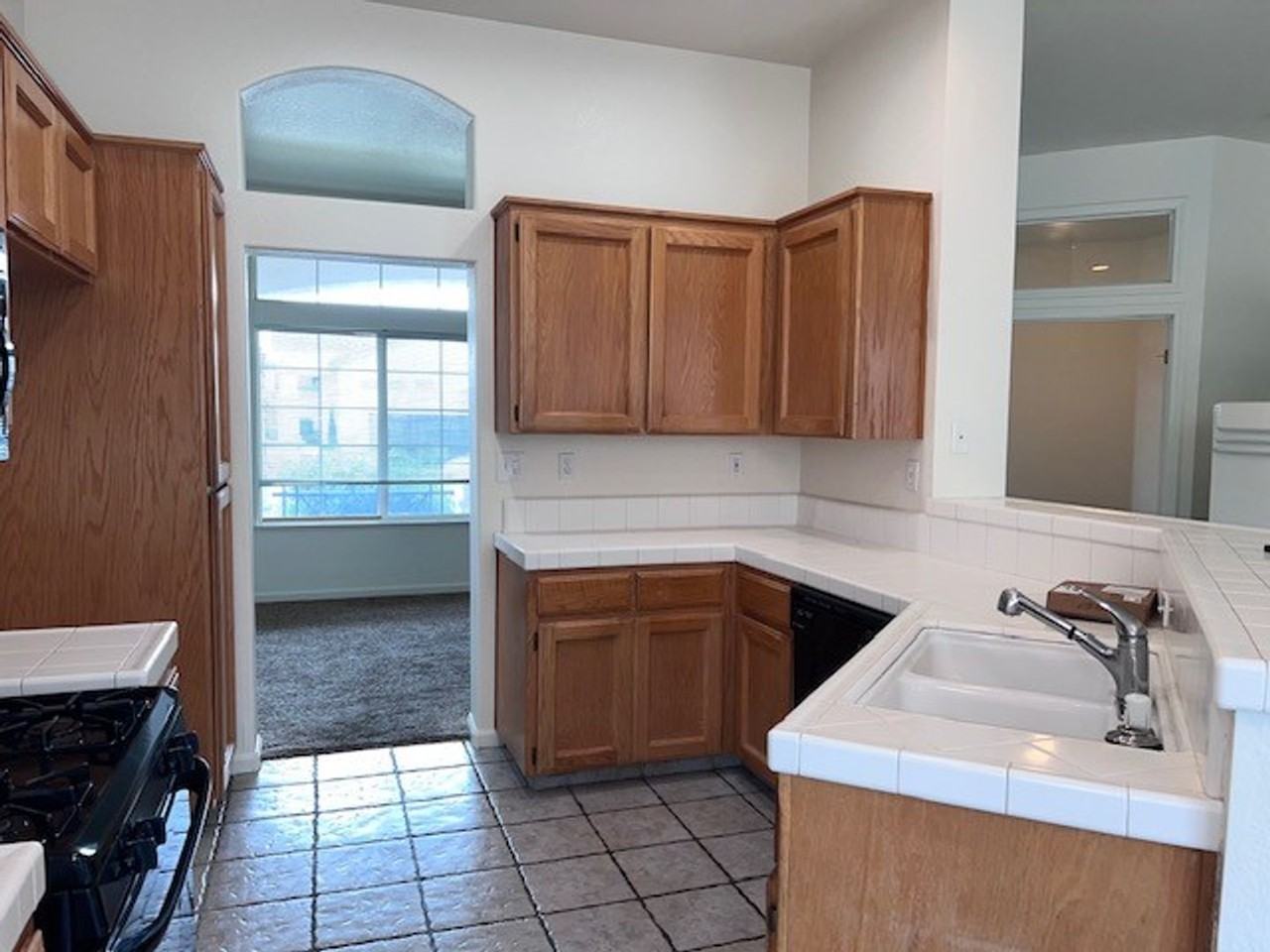 8466 Alameda Park Dr - Photo 3 of 16