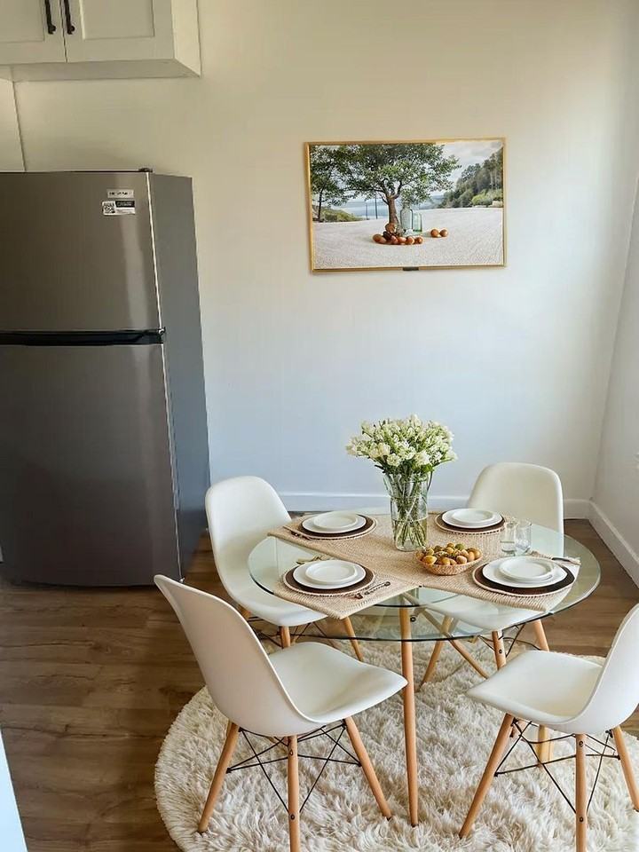 Comfort and Convenience in Lincoln Heights at 2431 Sichel Street - Photo 3 of 6
