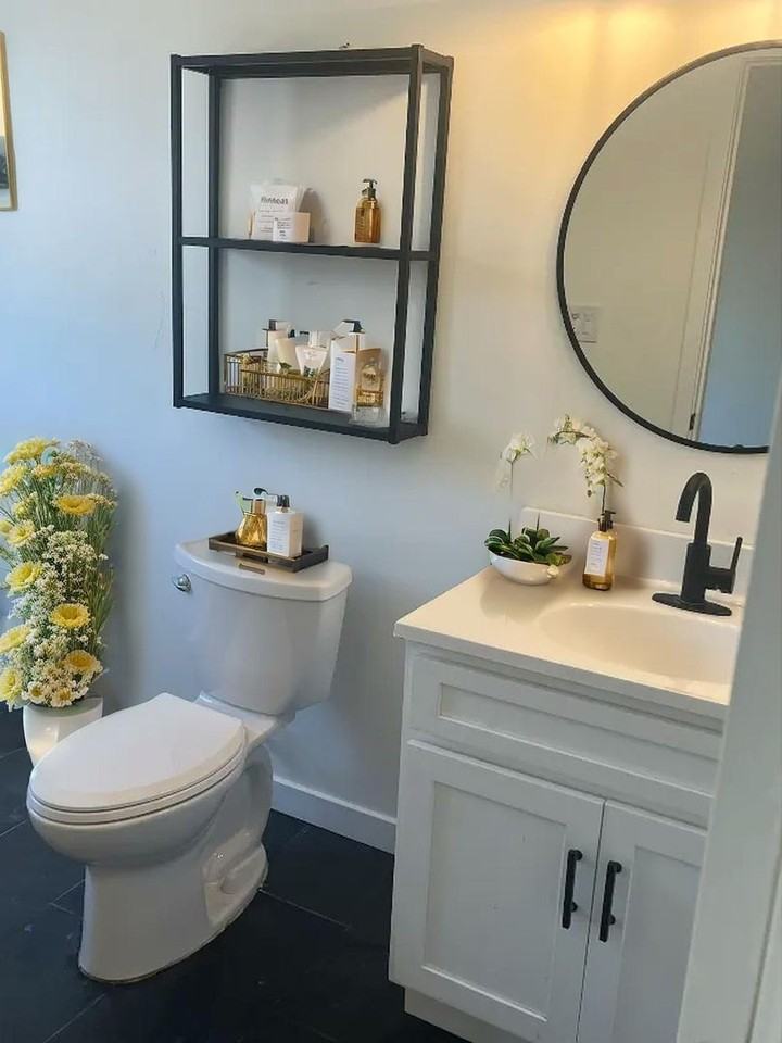 Comfort and Convenience in Lincoln Heights at 2431 Sichel Street - Photo 5 of 6