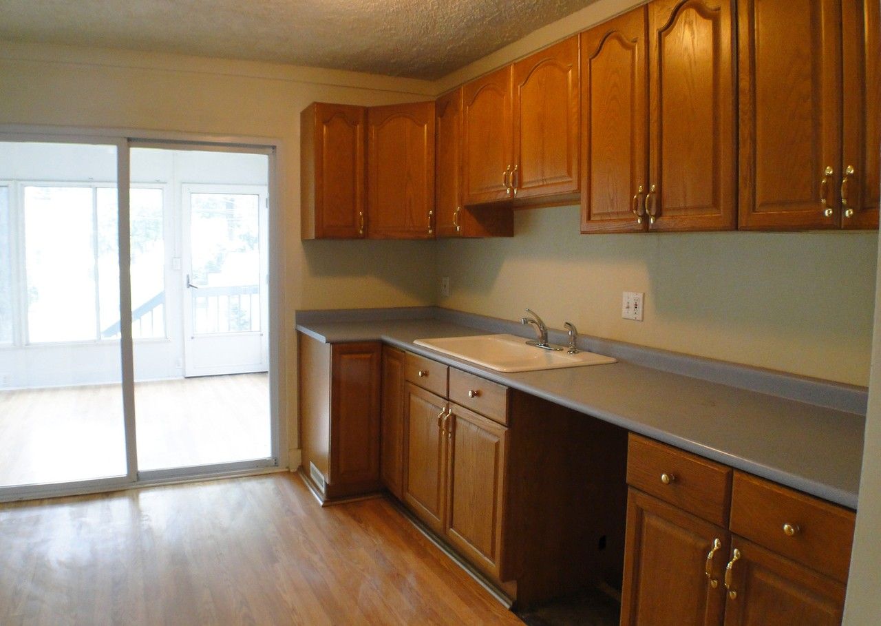 35323 Sheridan St - Photo 4 of 15