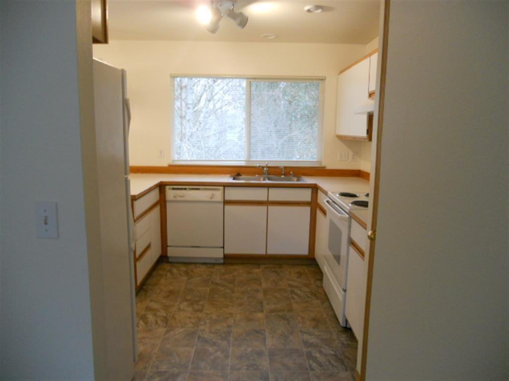 5711 10th Drive West - Photo 4 of 16