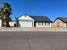 5540 W Shangri La Rd - Photo 1 of 1