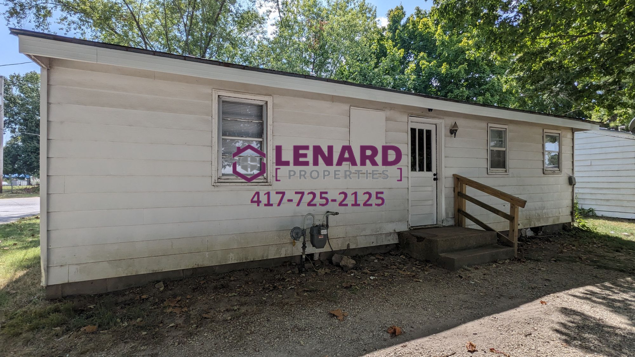 241 East Jefferson Street - Photo 2 of 16