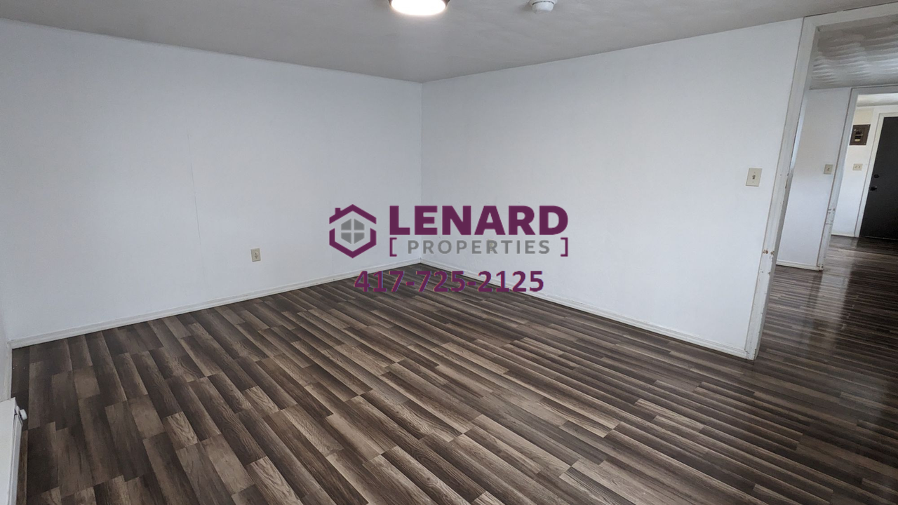 215 North St - Photo 3 of 11